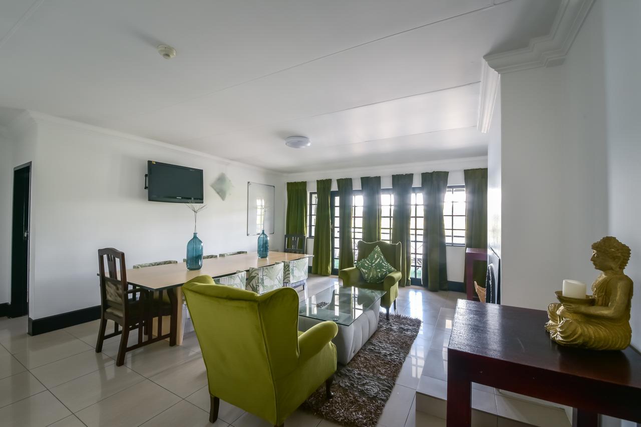 The Lakes Hotel & Conference Centre Benoni Extérieur photo