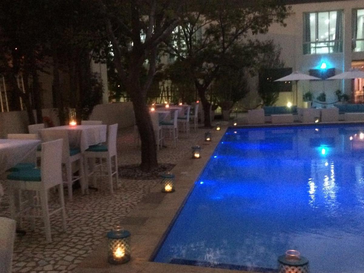 The Lakes Hotel & Conference Centre Benoni Extérieur photo